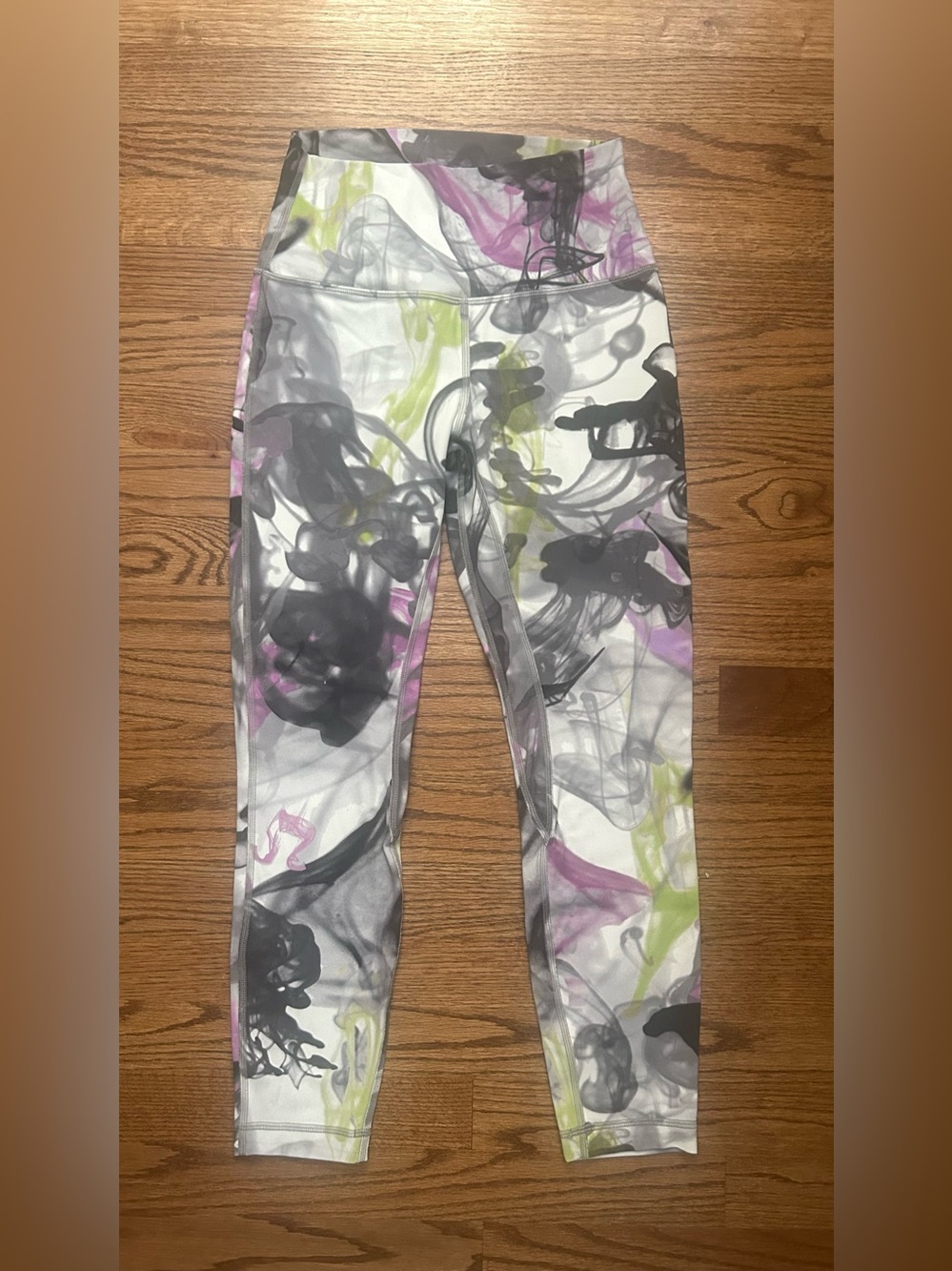 SOLD OUT DESIGN - NWOT Lululemon  Throwback Align High-Rise Legging 7/8 - Sz 6